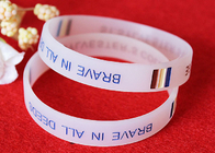 China Meio técnica gravada dos braceletes 180mm do pulso perímetro de borracha transparente empresa